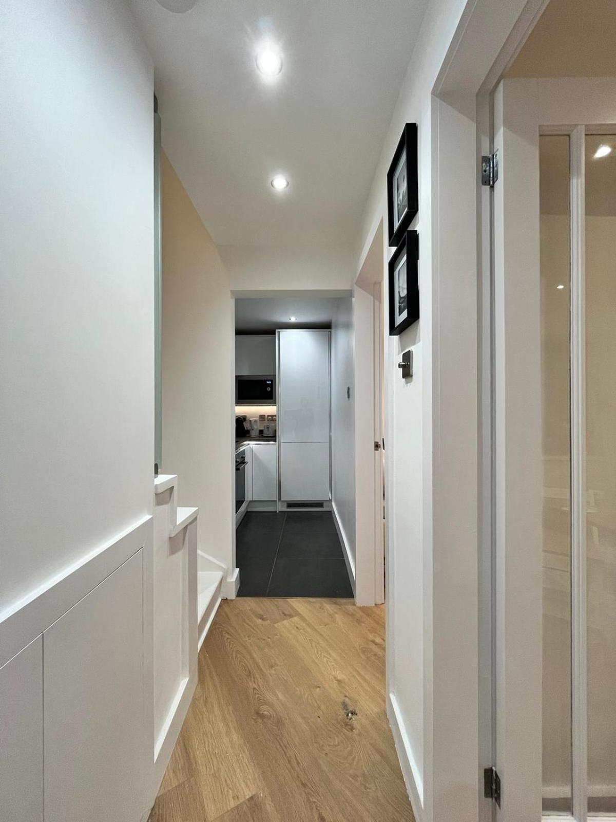 Cozy And Peaceful Apartment With Terrace In Hackney London Eksteriør billede