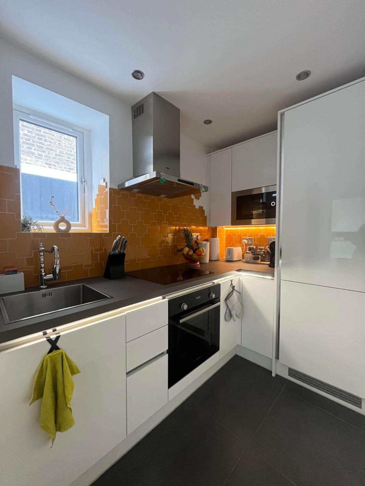 Cozy And Peaceful Apartment With Terrace In Hackney London Eksteriør billede
